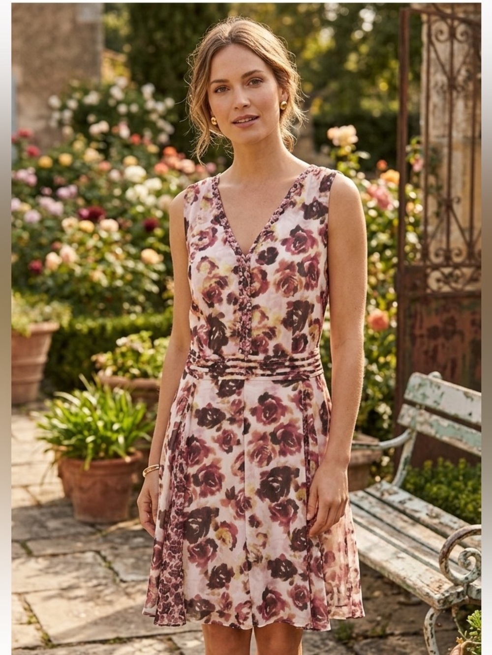 Simply Vera Vera Wang ||Womens Sleeveless V Neck Floral Chiffon Dress size Large